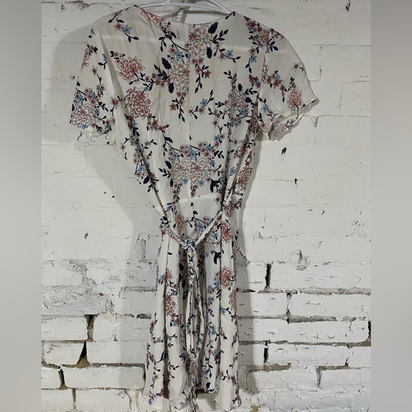 Dotti Floral Wrap Dress - Picture 2 of 8